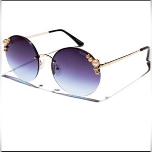 - Quay Australia I'm Rich Womens Sunglasses One Size Gold ~ Smoke Blue